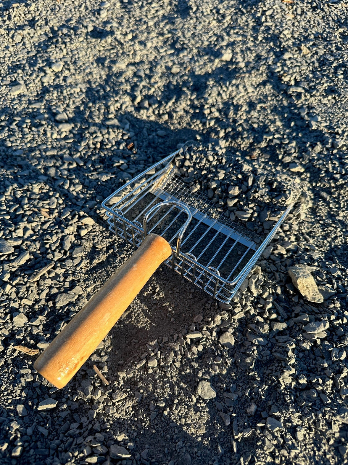 2 - in - 1 Stainless Steel Cat Litter Scoop - Wooden Handle, Efficient Cleaning - 4FurBaby